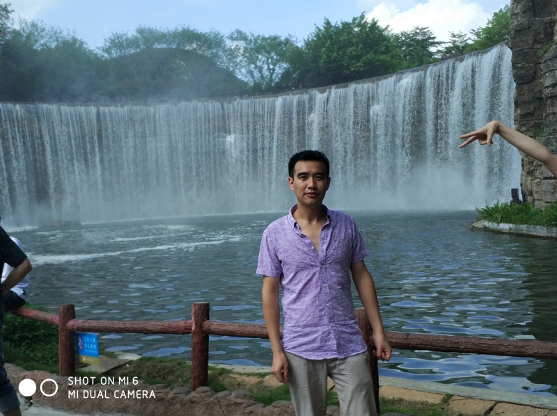 追梦人的第一张照片--汕尾相亲服务中心