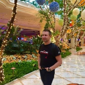 harry的第一张照片--汕尾相亲服务中心