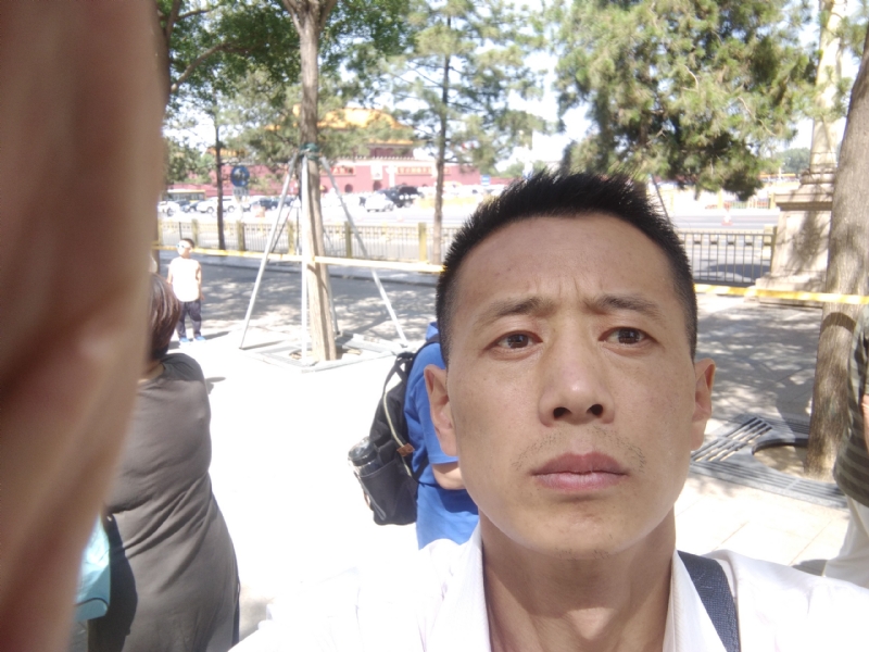 刘红兵的第一张照片--汕尾相亲服务中心