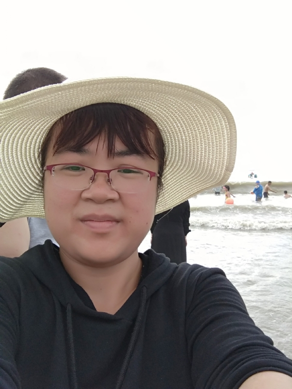 一辈子珍惜你的第一张照片--汕尾相亲服务中心