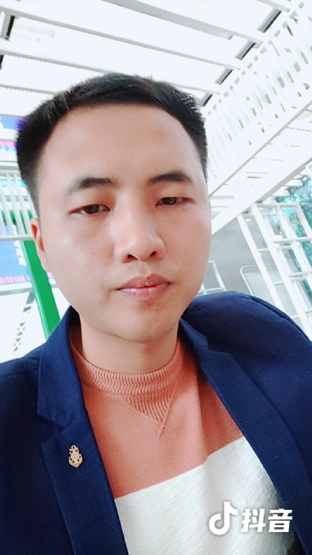 佳鑫的第一张照片--汕尾相亲服务中心