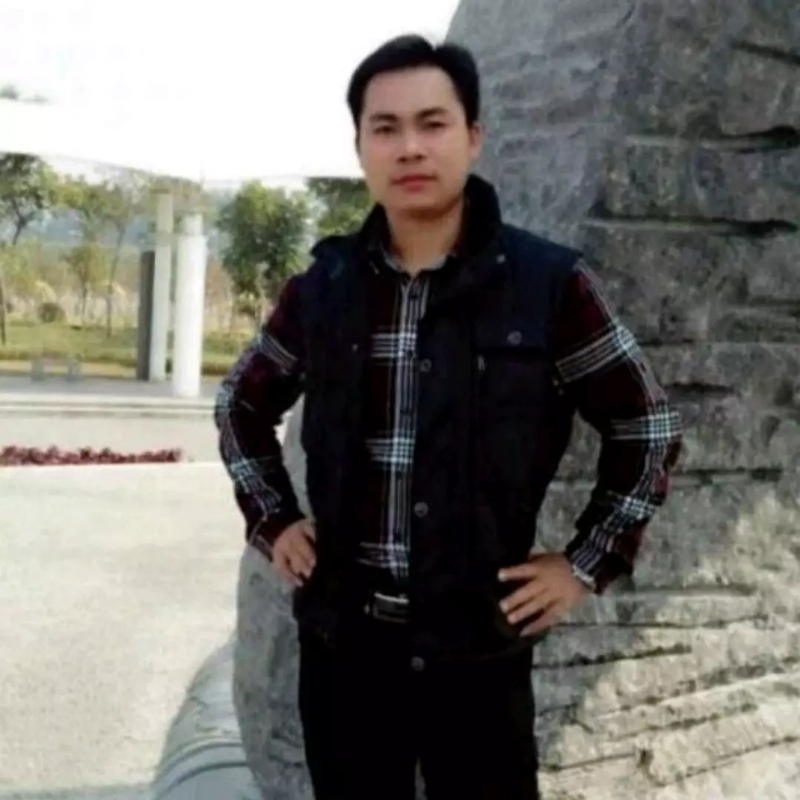 selfdy的第一张照片--汕尾相亲服务中心