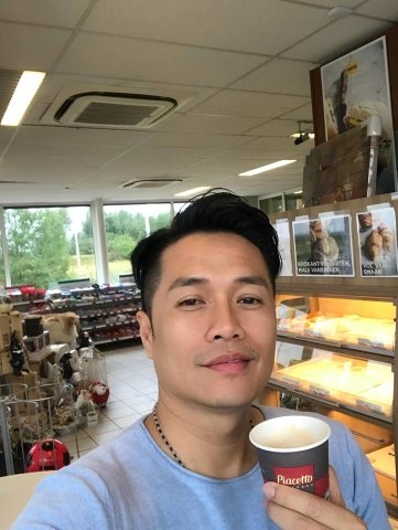 短歌的第一张照片--汕尾相亲服务中心