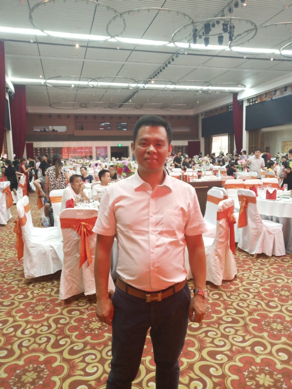 五月酷猪的第一张照片--汕尾相亲服务中心