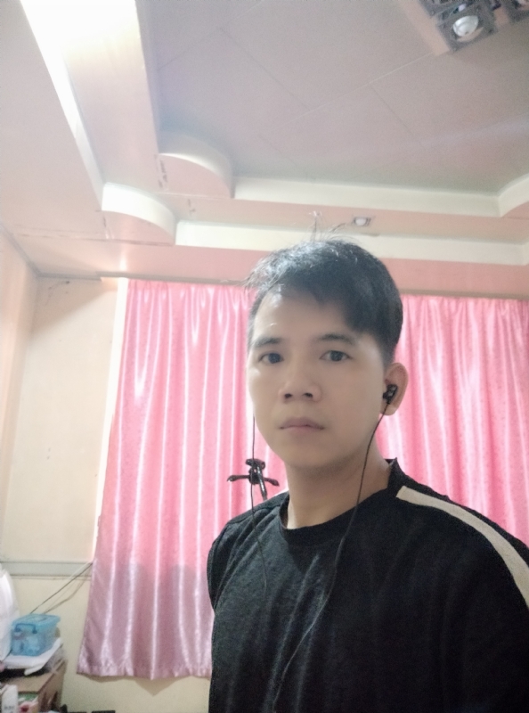 三月天的第一张照片--汕尾相亲服务中心