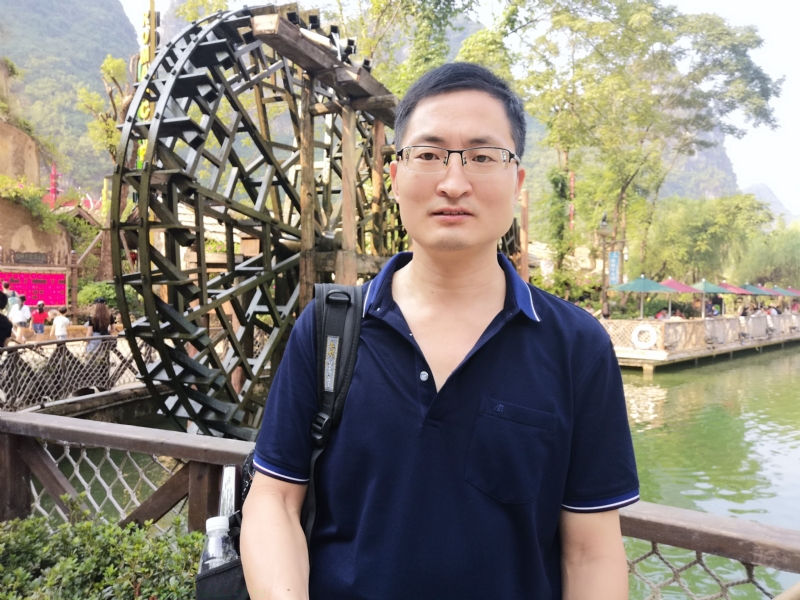 一笑而过的第一张照片--汕尾相亲服务中心