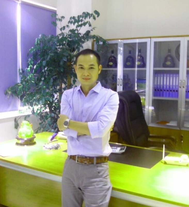 风中劲草的第一张照片--汕尾相亲服务中心