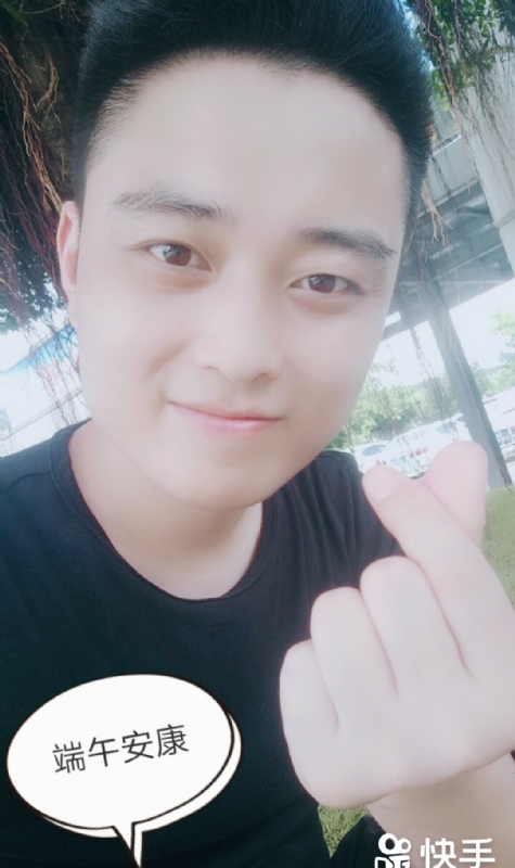 温暖的陈公子的第一张照片--汕尾相亲服务中心