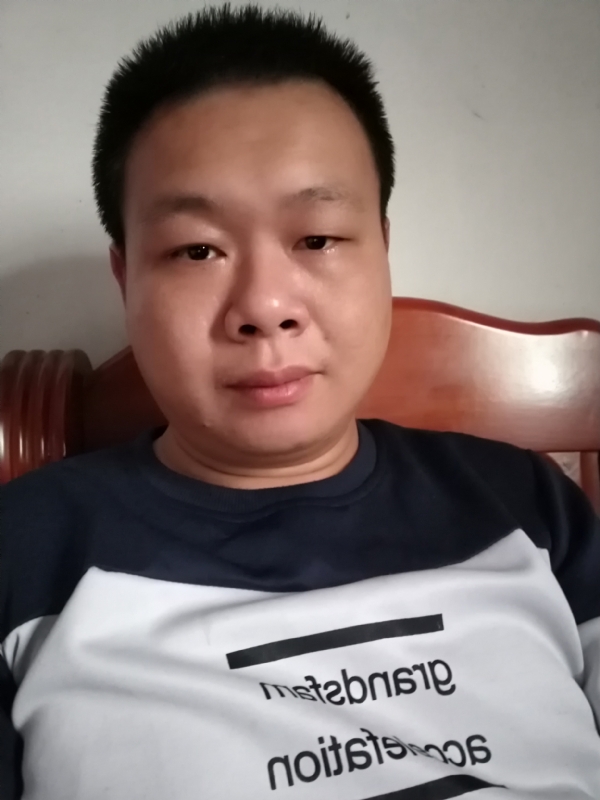 飞的第一张照片--汕尾相亲服务中心