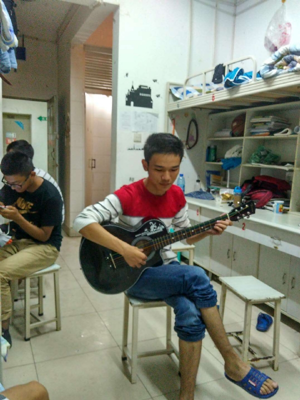 小林哥的第一张照片--汕尾相亲服务中心