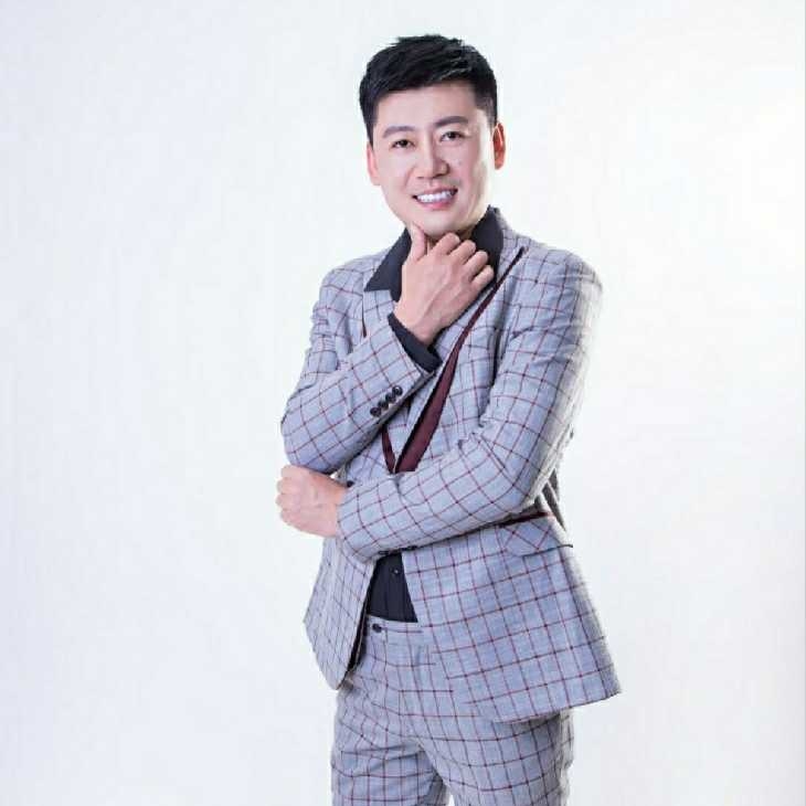 屋顶拾荒人的第一张照片--汕尾相亲服务中心