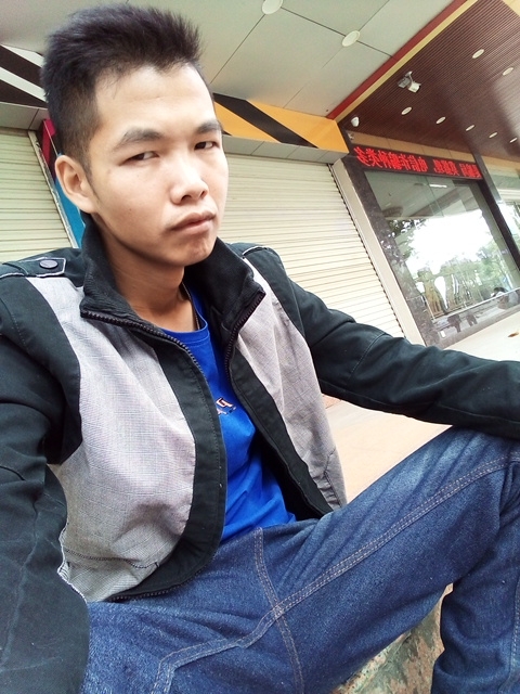 云城锋少的第一张照片--汕尾相亲服务中心