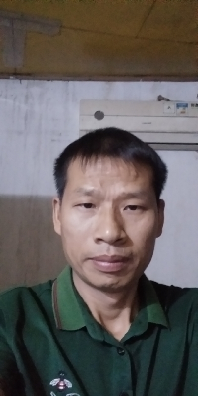 执着跋涉的第二张照片--汕尾相亲服务中心