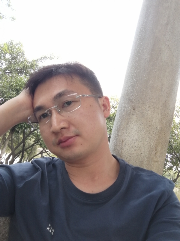 不如随风的第一张照片--汕尾相亲服务中心