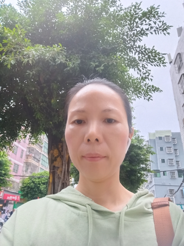 容容的第一张照片--汕尾相亲服务中心