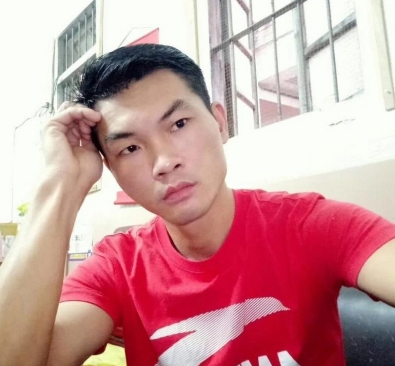 英俊的台灯的第一张照片--汕尾相亲服务中心