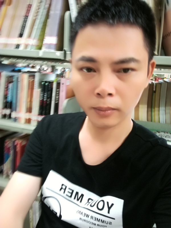 青青子衿的第一张照片--汕尾相亲服务中心