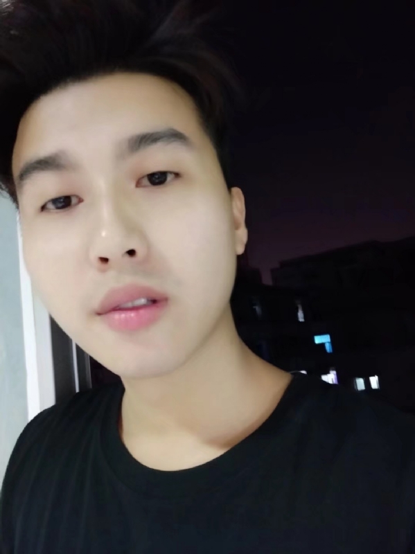 皮特王的第二张照片--汕尾相亲服务中心