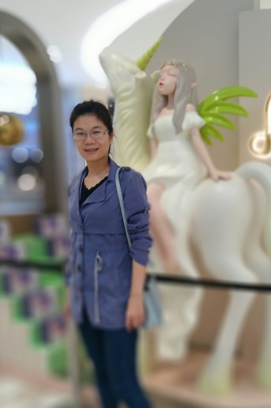 霞的第一张照片--汕尾相亲服务中心