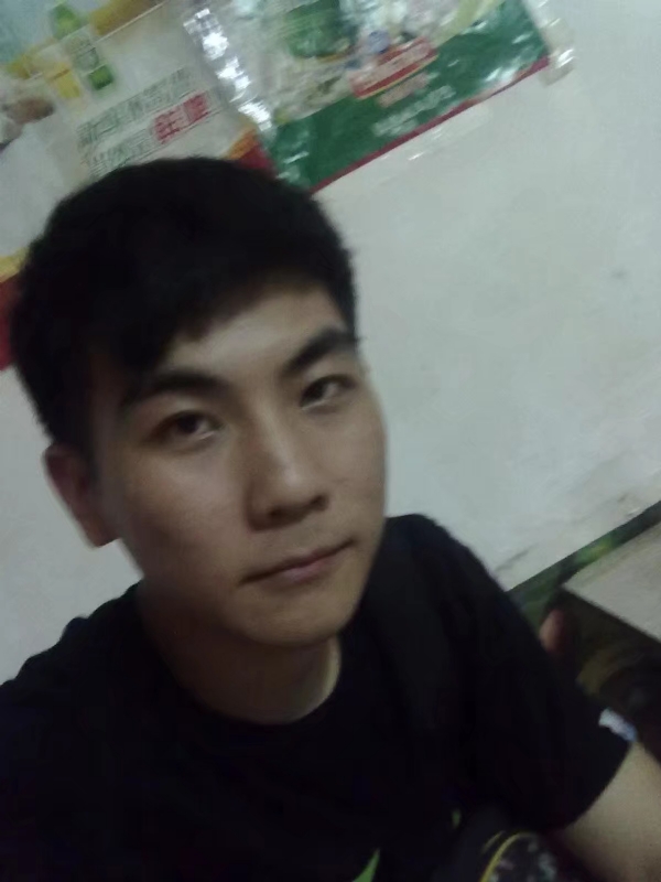 蜡笔小新的第三张照片--汕尾相亲服务中心