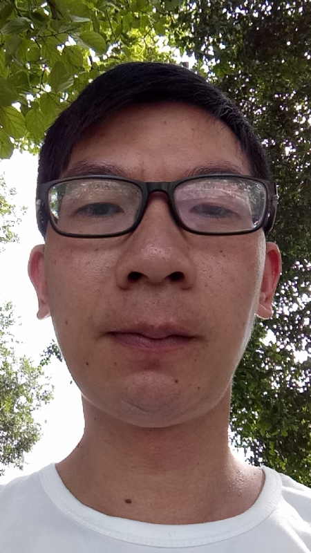 奋斗的第一张照片--汕尾相亲服务中心