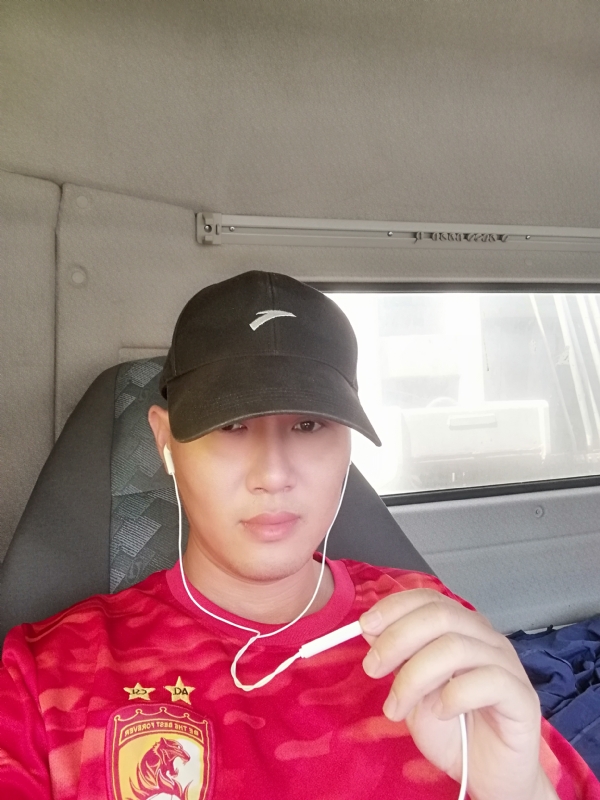 B大叔的第二张照片--汕尾相亲服务中心