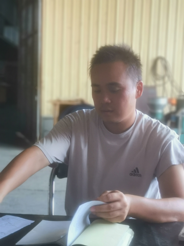 荒原的第一张照片--汕尾相亲服务中心