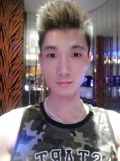 人生如戏的第一张照片--汕尾相亲服务中心