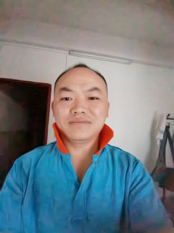 与子携老的第四张照片--汕尾相亲服务中心