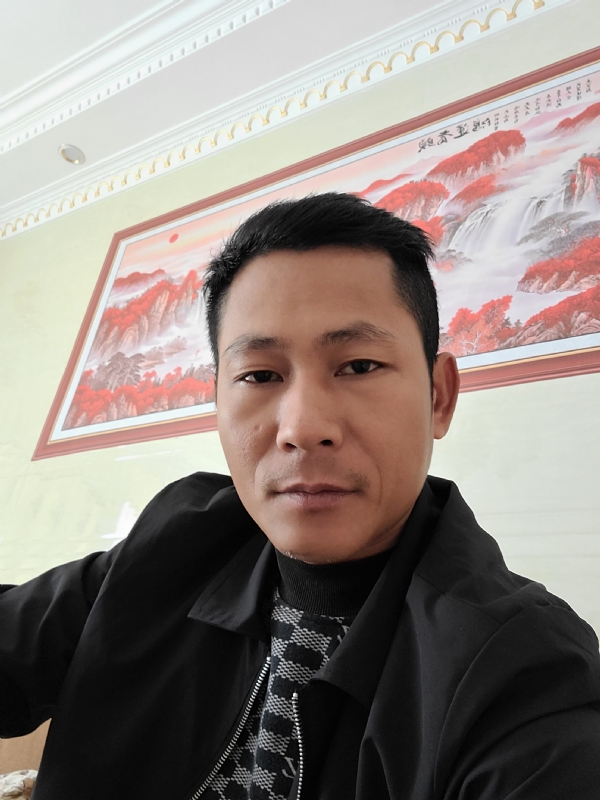 大叔的第一张照片--汕尾相亲服务中心