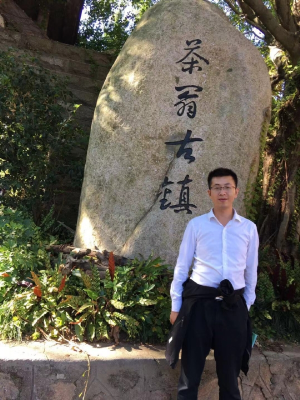 zw的第二张照片--汕尾相亲服务中心