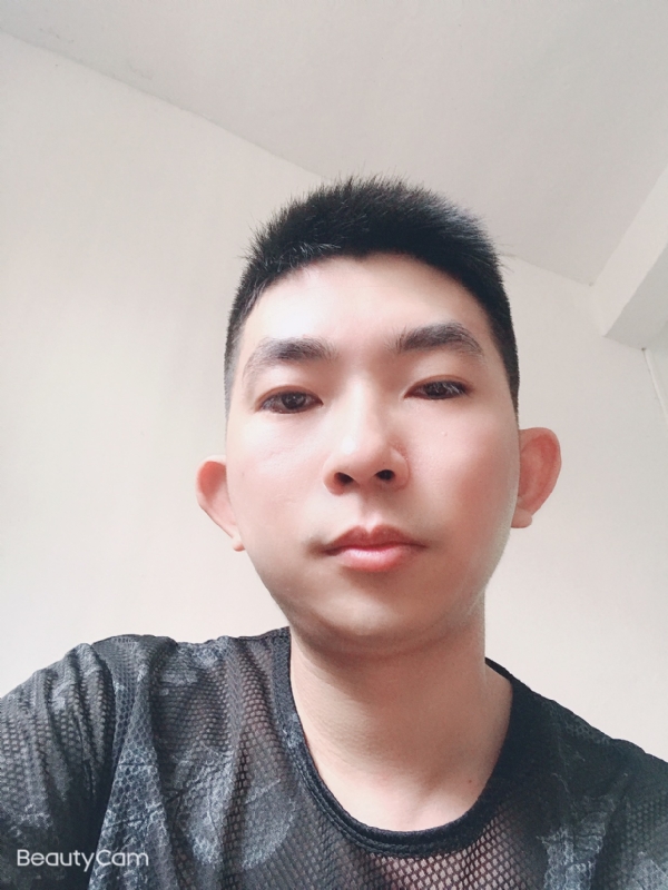 诚恳的第一张照片--汕尾相亲服务中心