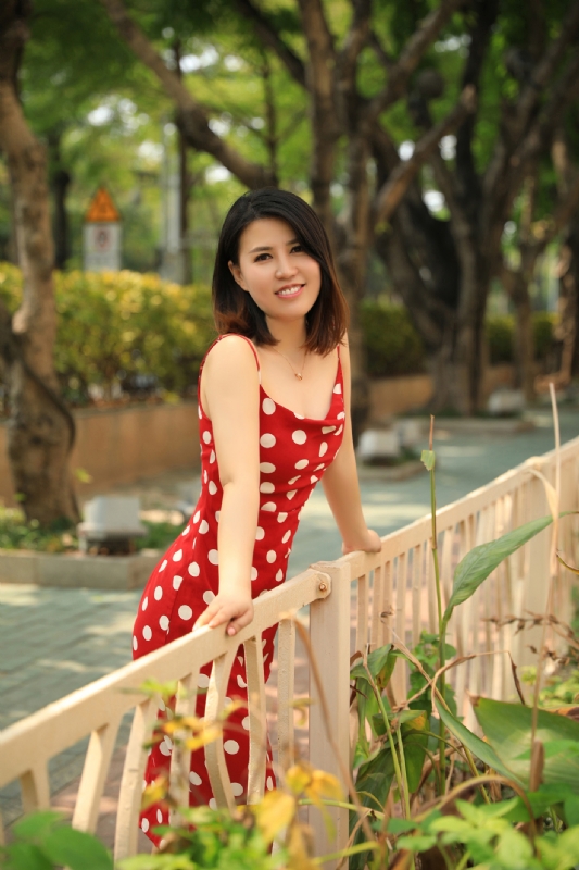 罗林的第五张照片--汕尾相亲服务中心