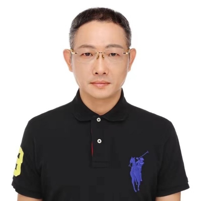 邱先森的第一张照片--汕尾相亲服务中心