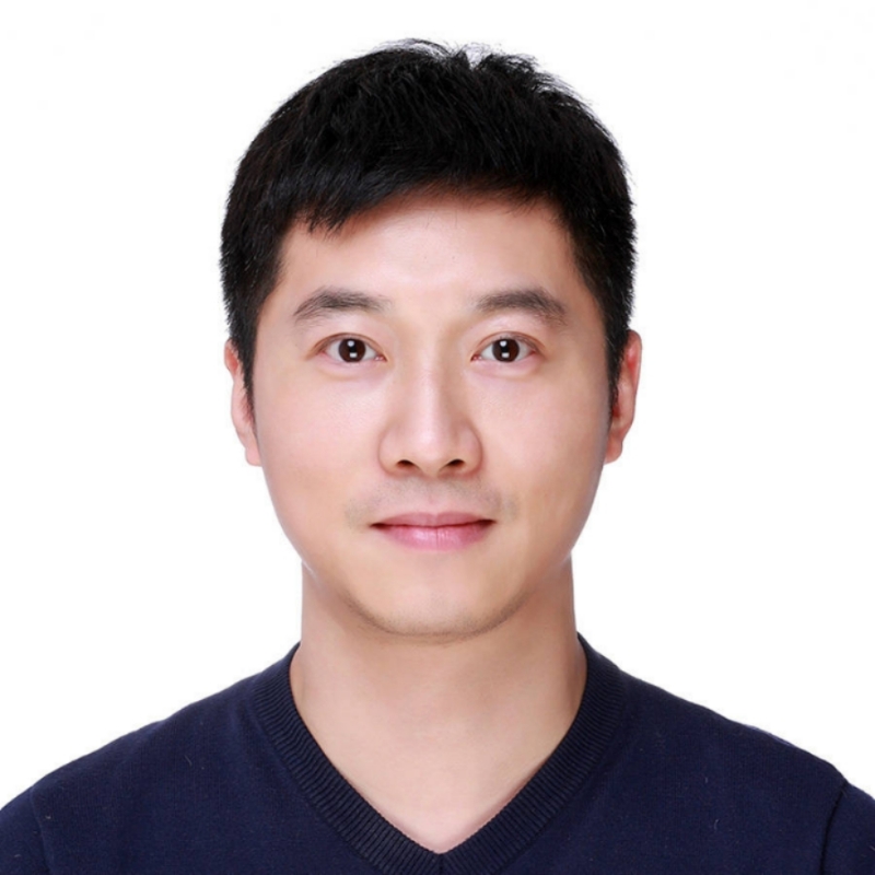 大手牵小手的第一张照片--汕尾相亲服务中心