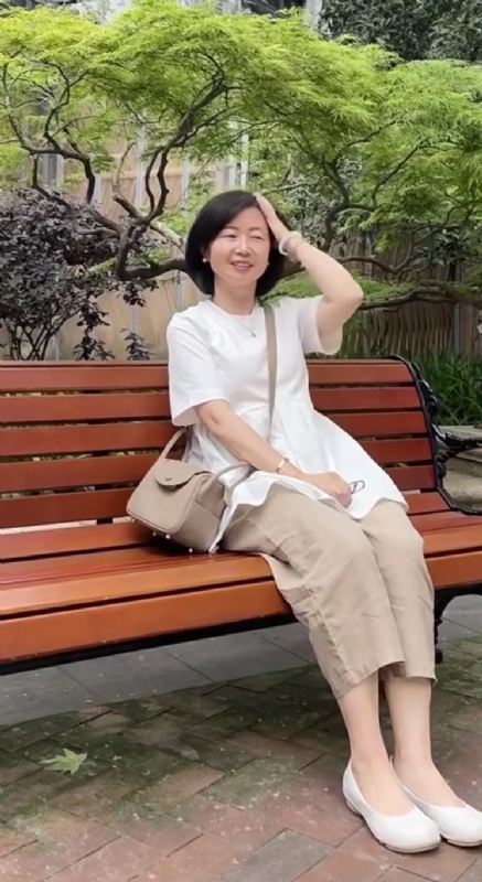 千年老母猪的第三张照片--汕尾相亲服务中心