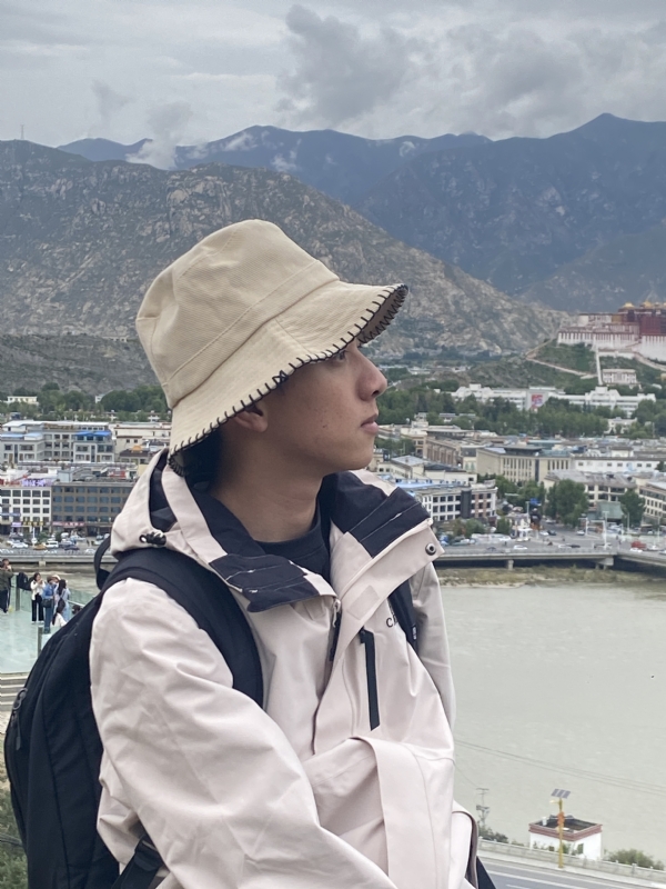 Lucky的第一张照片--汕尾相亲服务中心