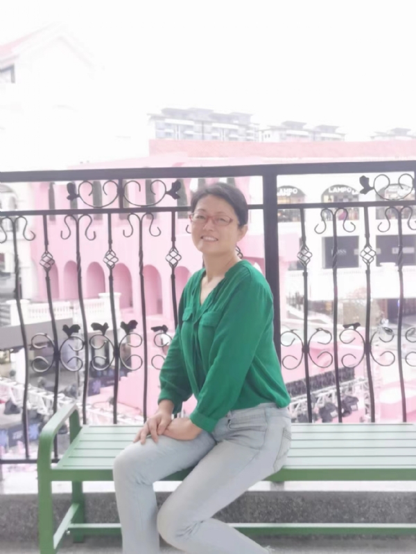 丽华的第四张照片--汕尾相亲服务中心