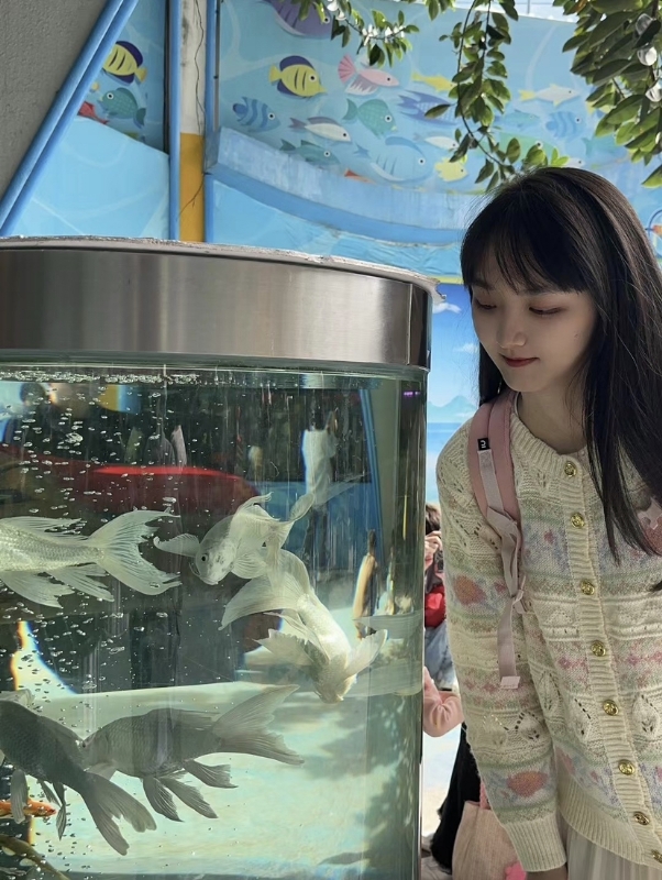 yiyi的第三张照片--汕尾相亲服务中心