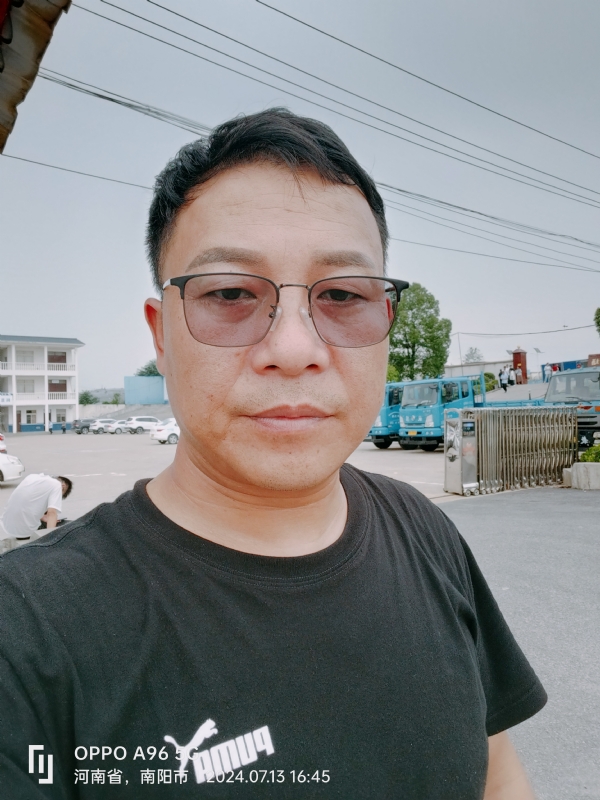 楚辞的第二张照片--汕尾相亲服务中心