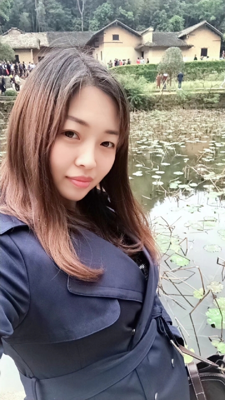 百合的第一张照片--汕尾相亲服务中心