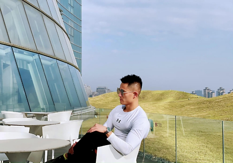 保家卫国的第一张照片--汕尾相亲服务中心