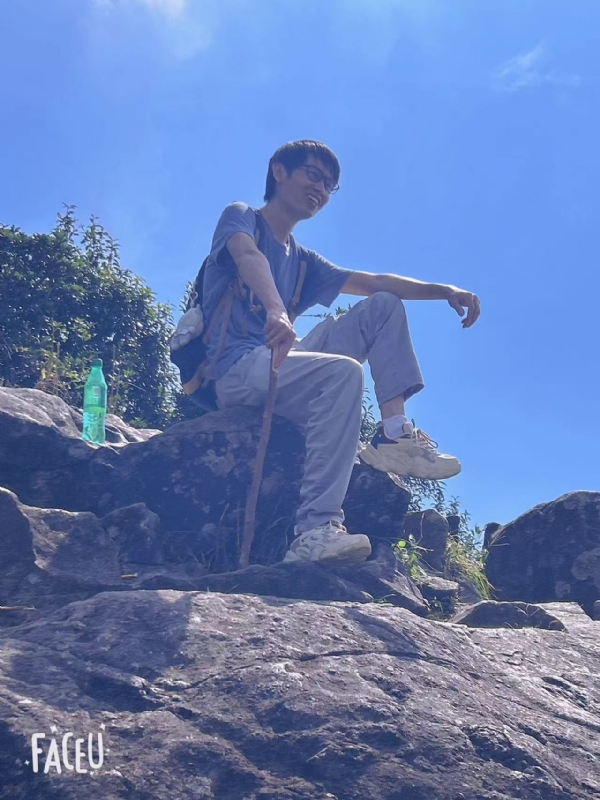 落叶之秋的第一张照片--汕尾相亲服务中心