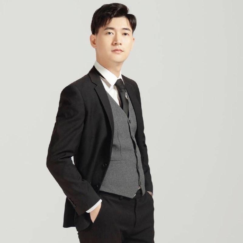 温嘉奇的第一张照片--汕尾相亲服务中心