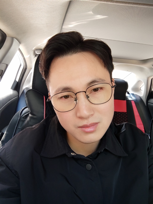 沉默先绅的第一张照片--汕尾相亲服务中心