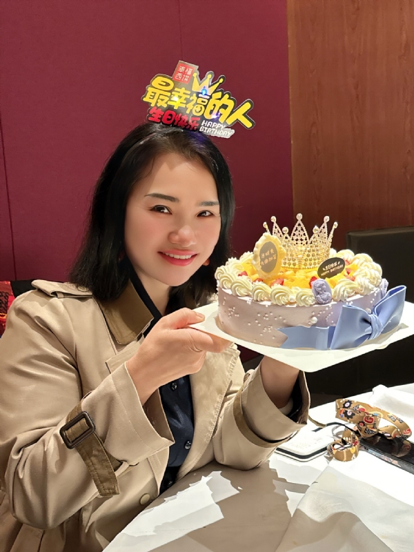 Apple的第一张照片--汕尾相亲服务中心