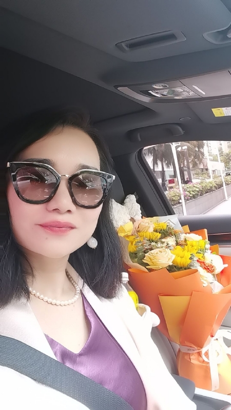 Apple的第一张照片--汕尾相亲服务中心