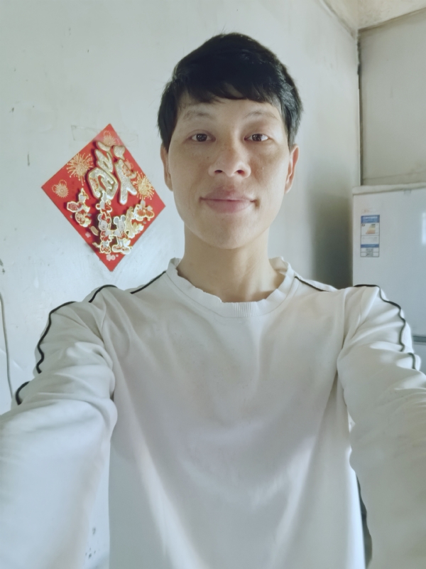 夏风微凉的第一张照片--汕尾相亲服务中心