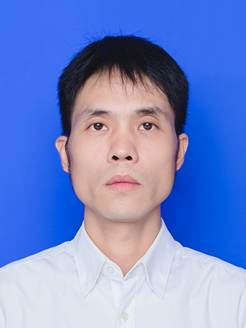 魅力中年的第一张照片--汕尾相亲服务中心