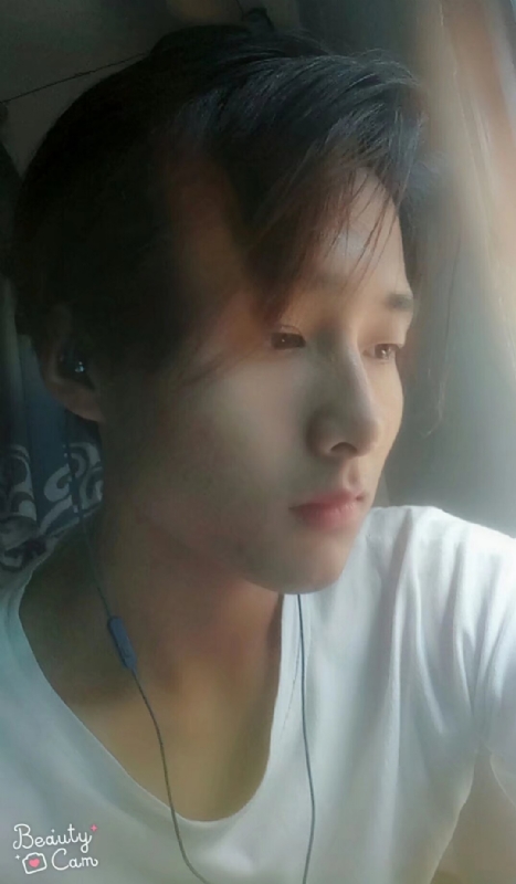 画师的第二张照片--汕尾相亲服务中心